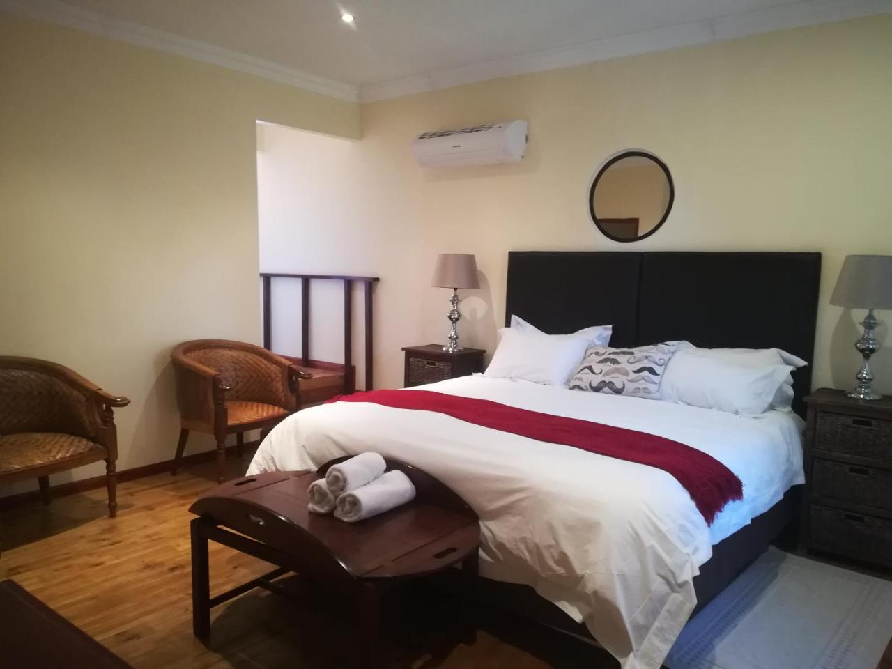 Moon And Sixpence Garden Guest House Muldersdrift Bagian luar foto